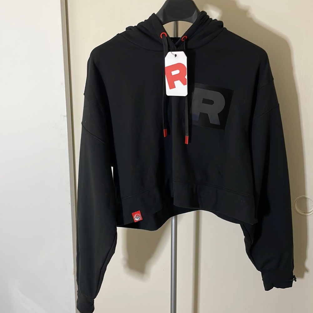 Pokemon Center Crop Sweater | Black | Women | Size L | New with Tag